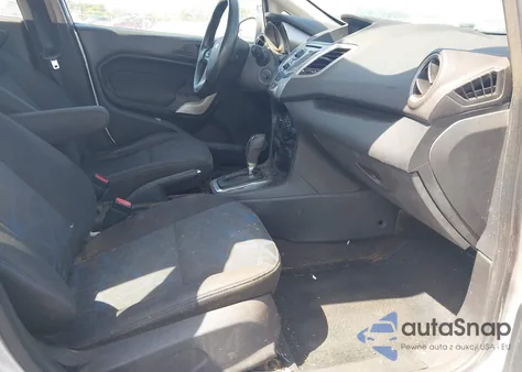 2013 Ford Fiesta Se z USA, uszkodzony, nr VIN 3FADP4BJ7DM174859